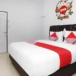 OYO 632 Hotel Mulana
