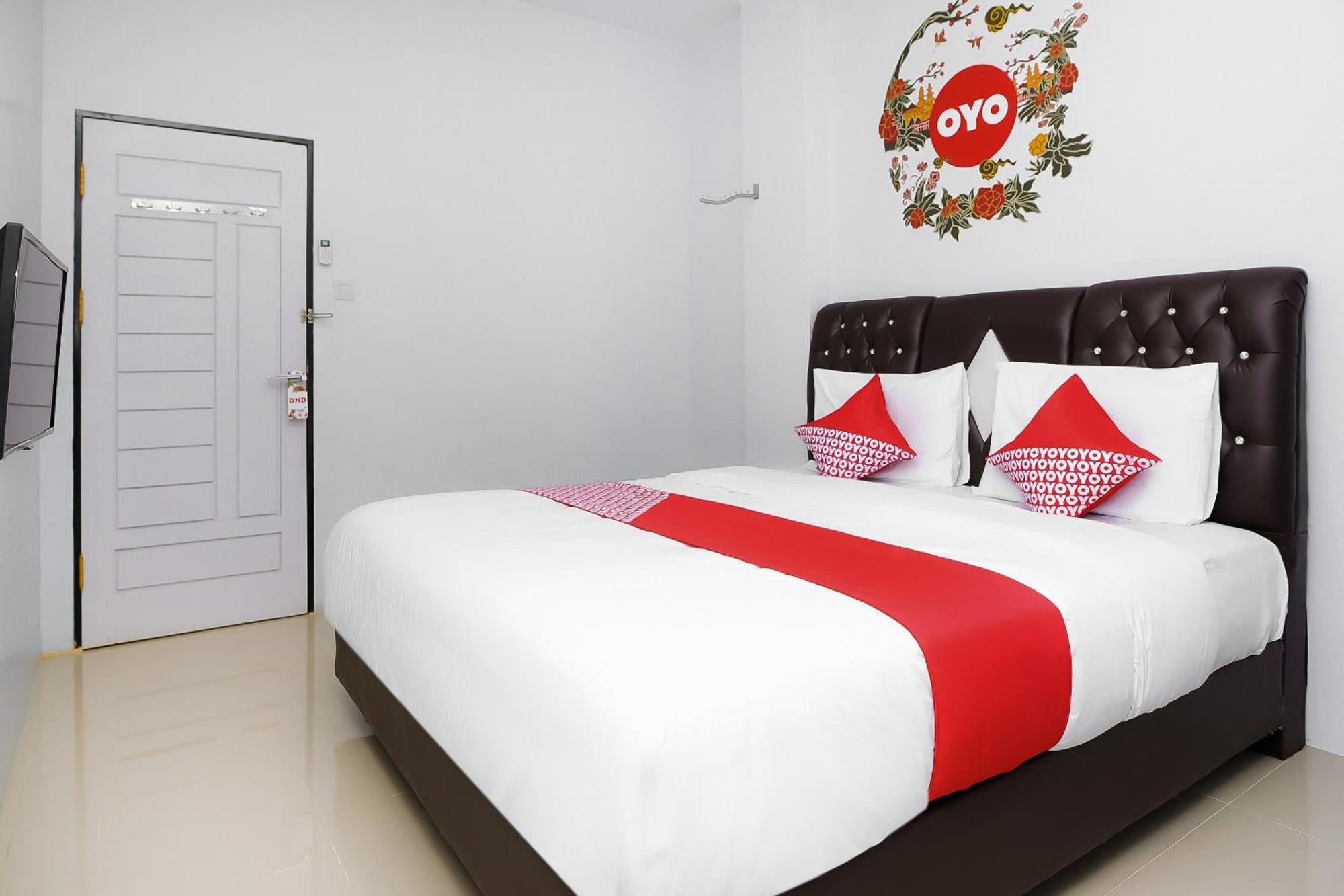 Oyo 632 Mulana Hotel 2*