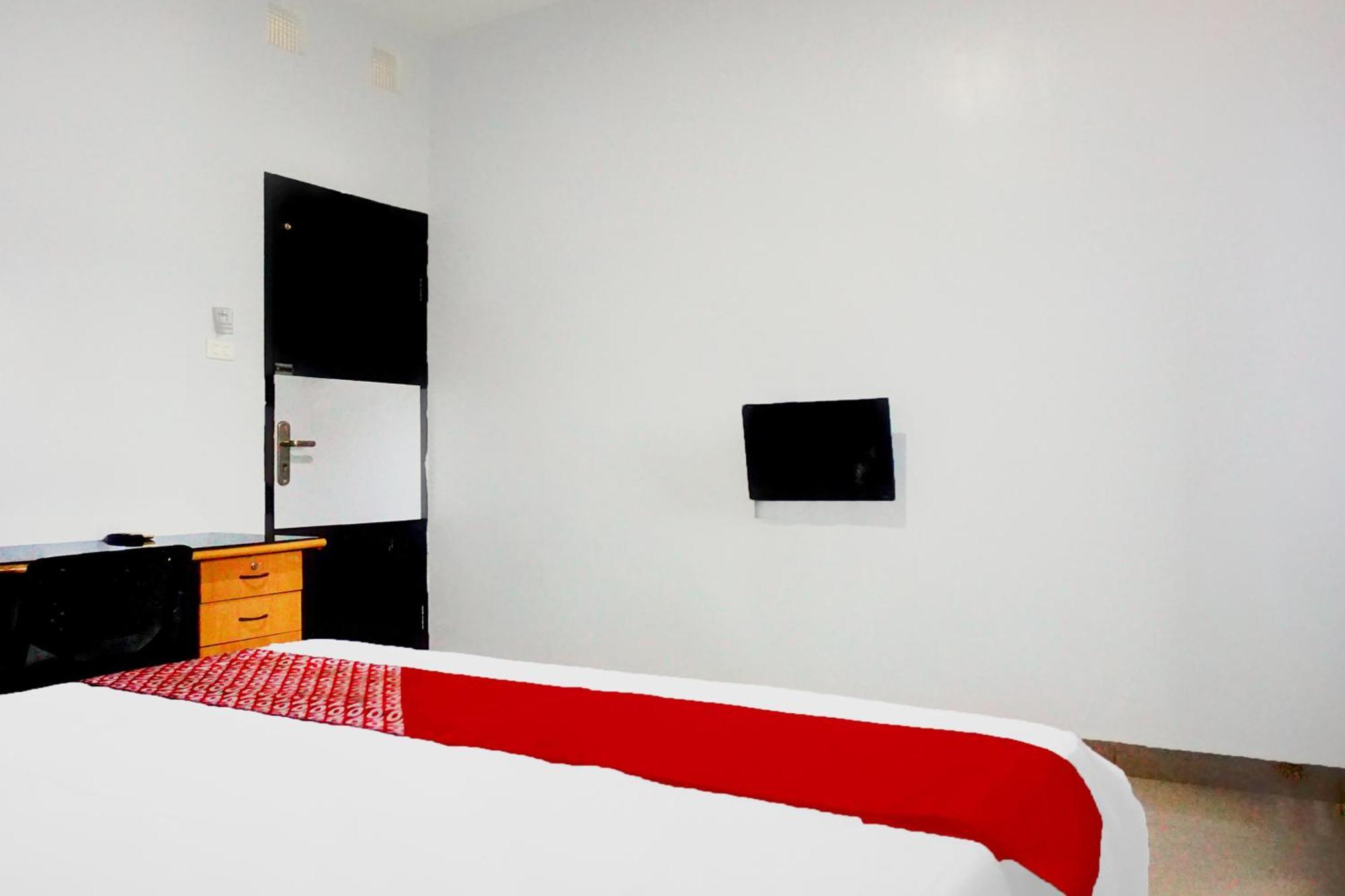 Oyo 632 Mulana Hotel